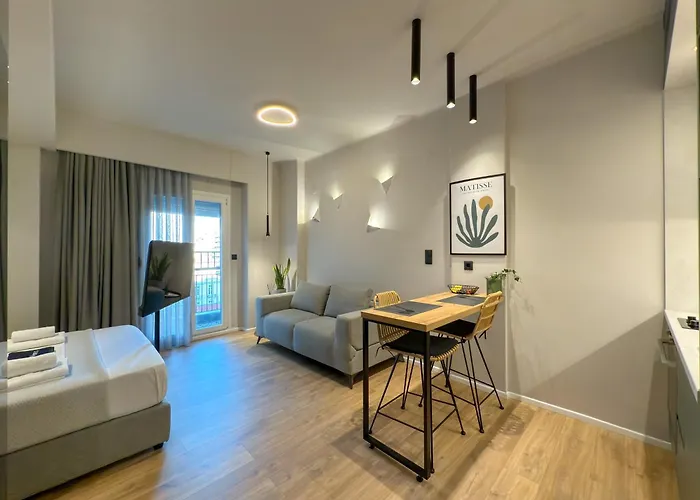 Two Entire Liv Luxury C-d Apartment *