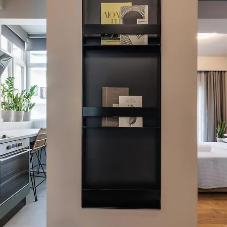 Two Entire Liv Luxury C-d Thessaloníki