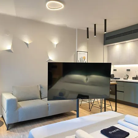 Two Entire Liv Luxury C-d Lejlighed *