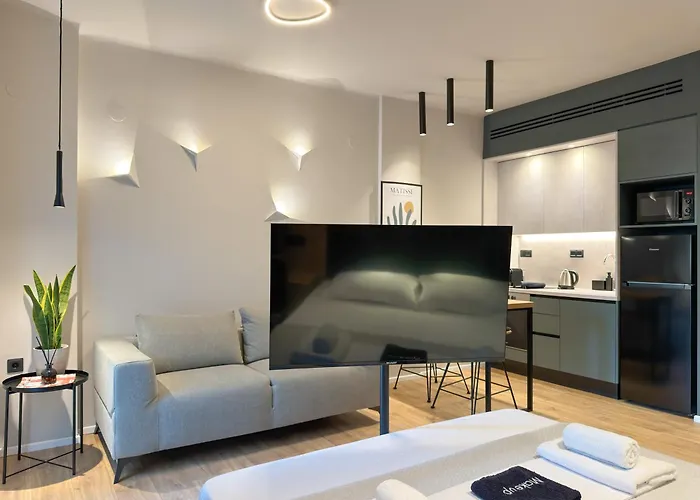 Two Entire Liv Luxury C-d Appartement *