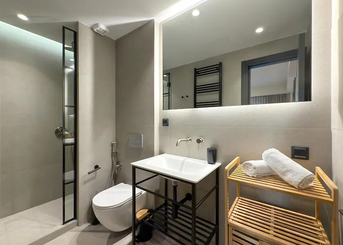 Two Entire Liv Luxury C-d Appartamento Salonicco